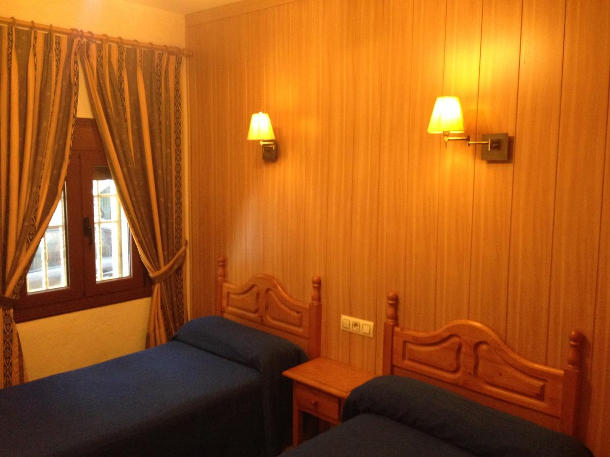 Hostal Delfin Verde Алмерия Екстериор снимка